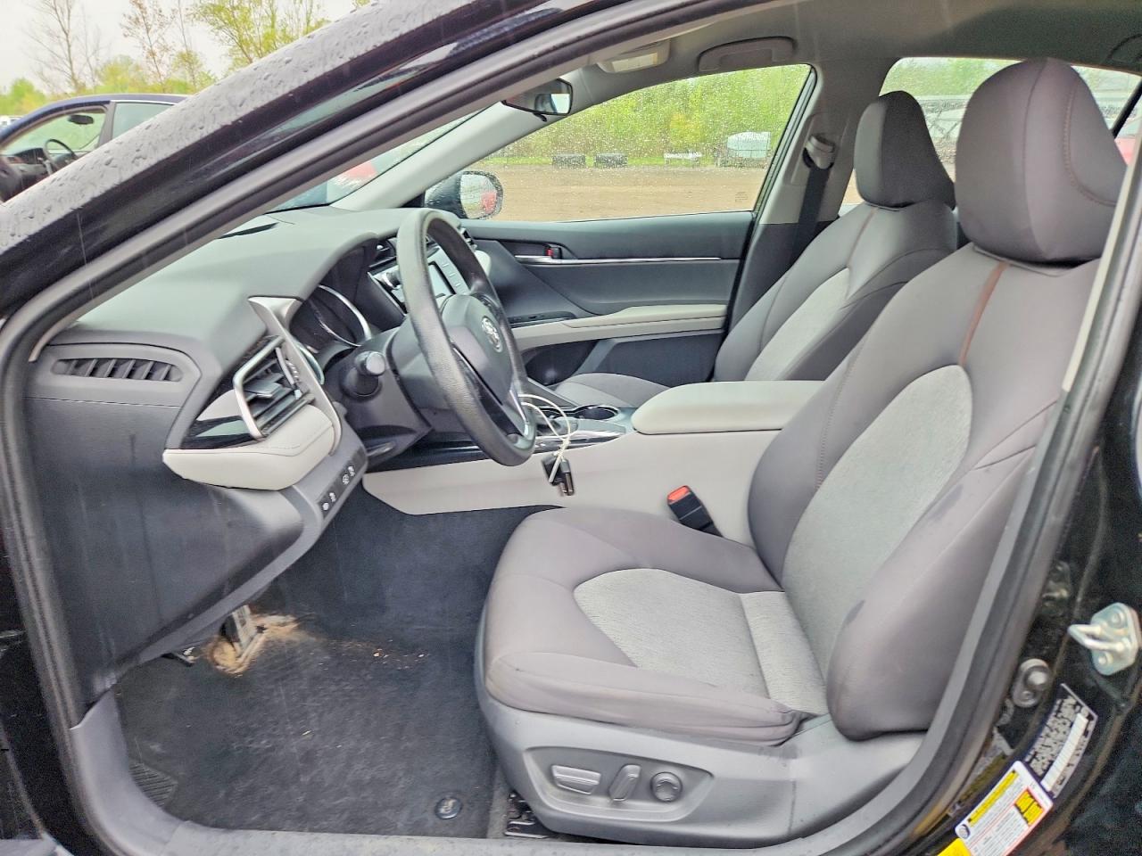 2020 TOYOTA CAMRY photo 13