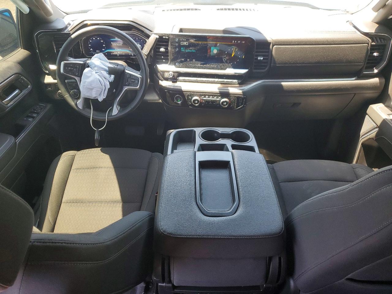 2023 CHEVROLET SILVERADO C1500 LT photo 15