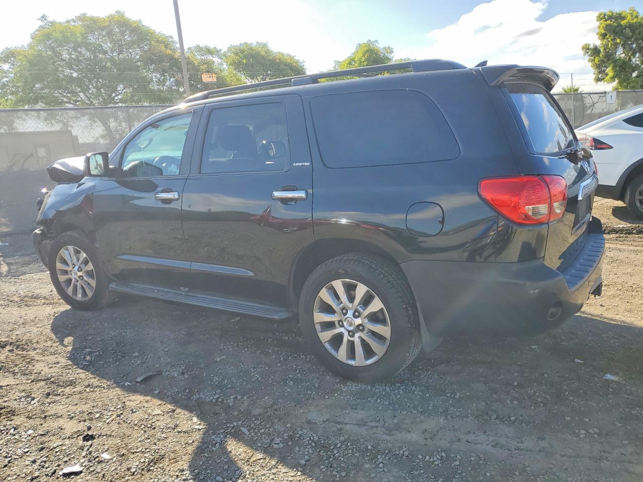 2012 TOYOTA SEQUOIA LIMITED photo 4