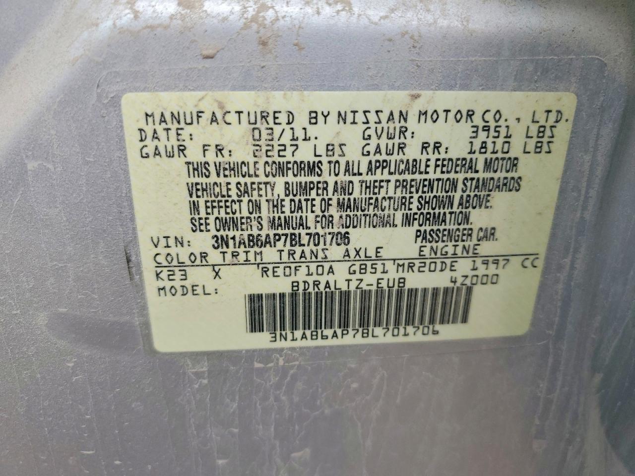 2011 NISSAN SENTRA 2.0 photo 12