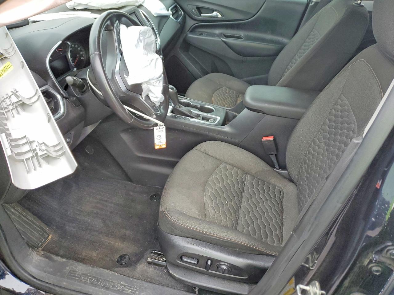 2020 CHEVROLET EQUINOX LT photo 13