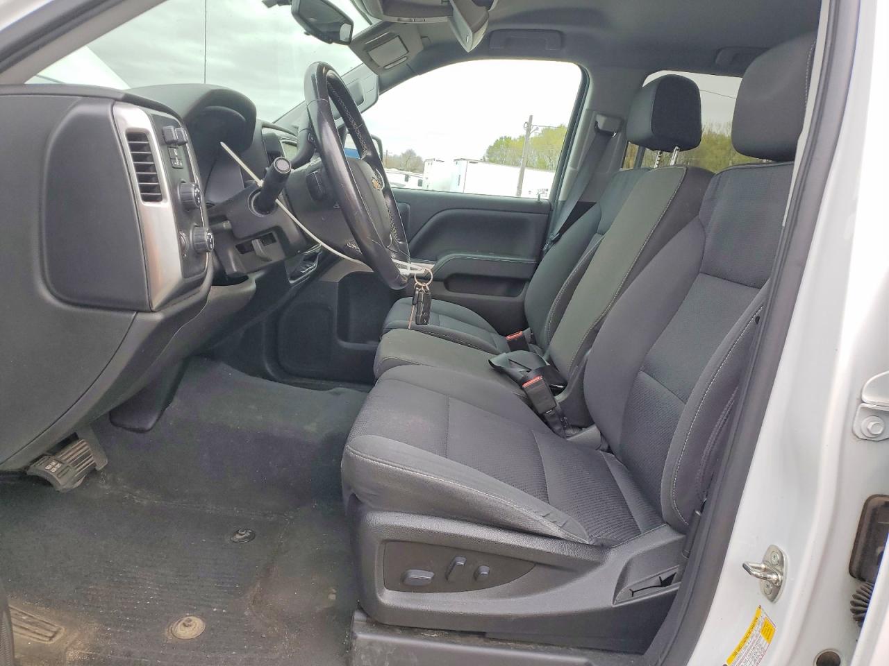 2018 CHEVROLET SILVERADO K1500 LT photo 19