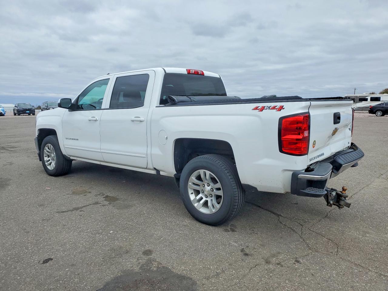 2018 CHEVROLET SILVERADO K1500 LT photo 4