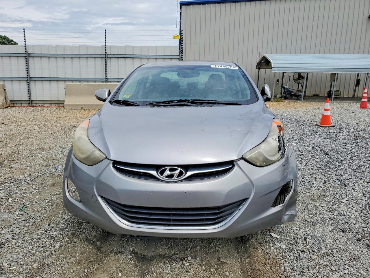 2013 HYUNDAI ELANTRA GLS photo 9