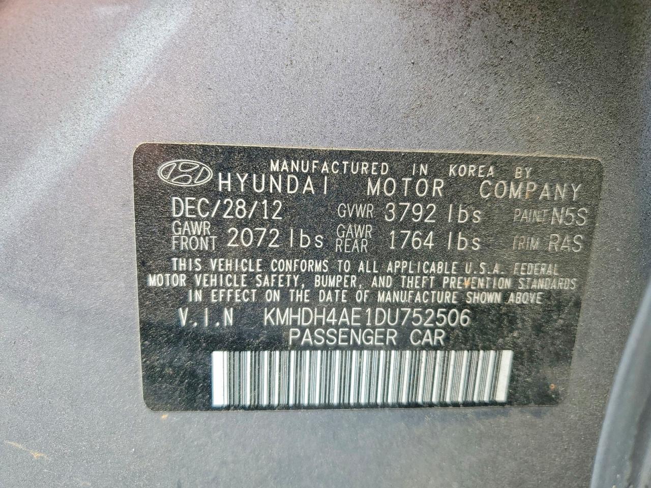 2013 HYUNDAI ELANTRA GLS photo 23