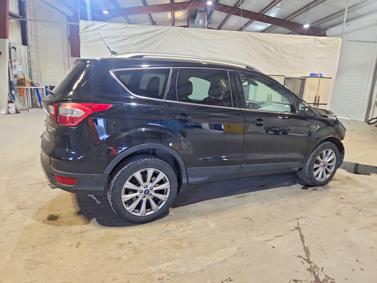 2018 FORD ESCAPE TITANIUM photo 5