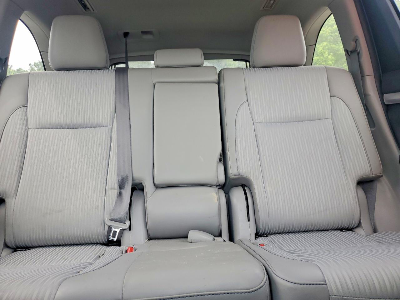 2019 TOYOTA HIGHLANDER LE PLUS photo 19