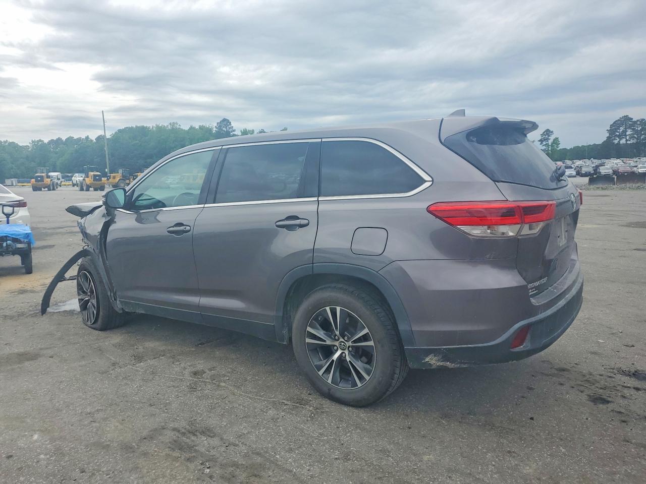 2019 TOYOTA HIGHLANDER LE PLUS photo 3