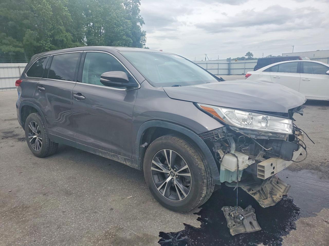 2019 TOYOTA HIGHLANDER LE PLUS photo 7