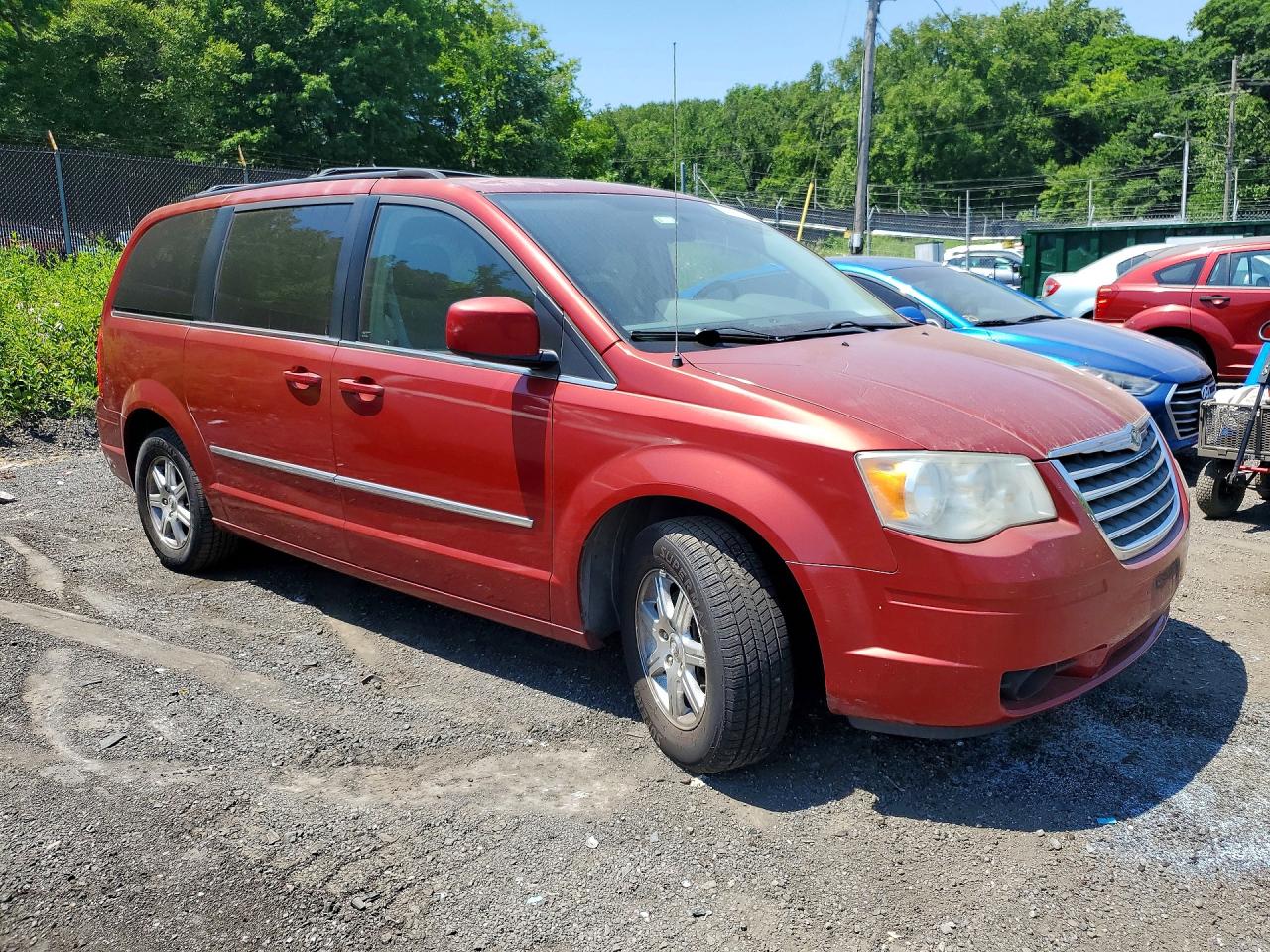 2010 CHRYSLER TOWN & COUNTRY TOURING photo 7