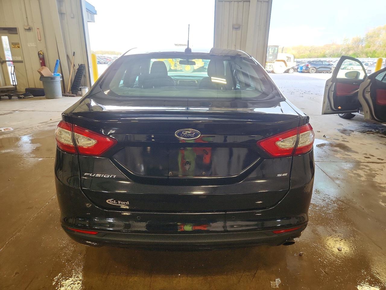 2016 FORD FUSION SE photo 6