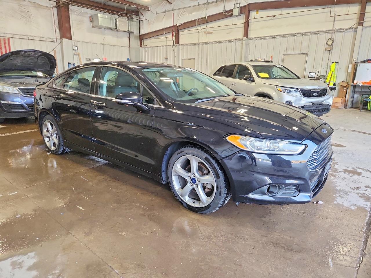 2016 FORD FUSION SE photo 4