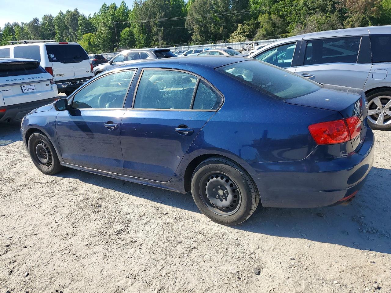 2012 VOLKSWAGEN JETTA BASE photo 2