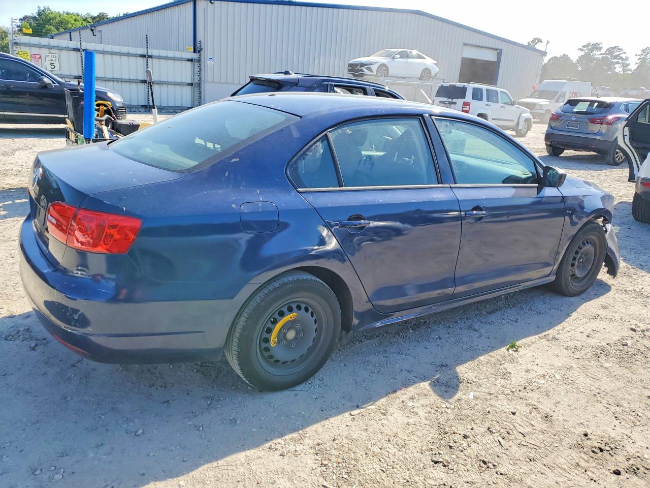 2012 VOLKSWAGEN JETTA BASE photo 3