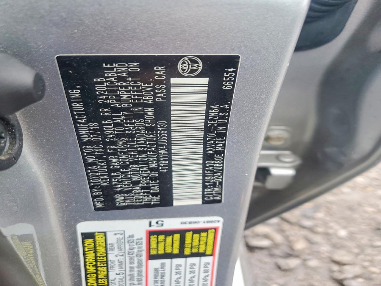 2018 TOYOTA CAMRY LE photo 34