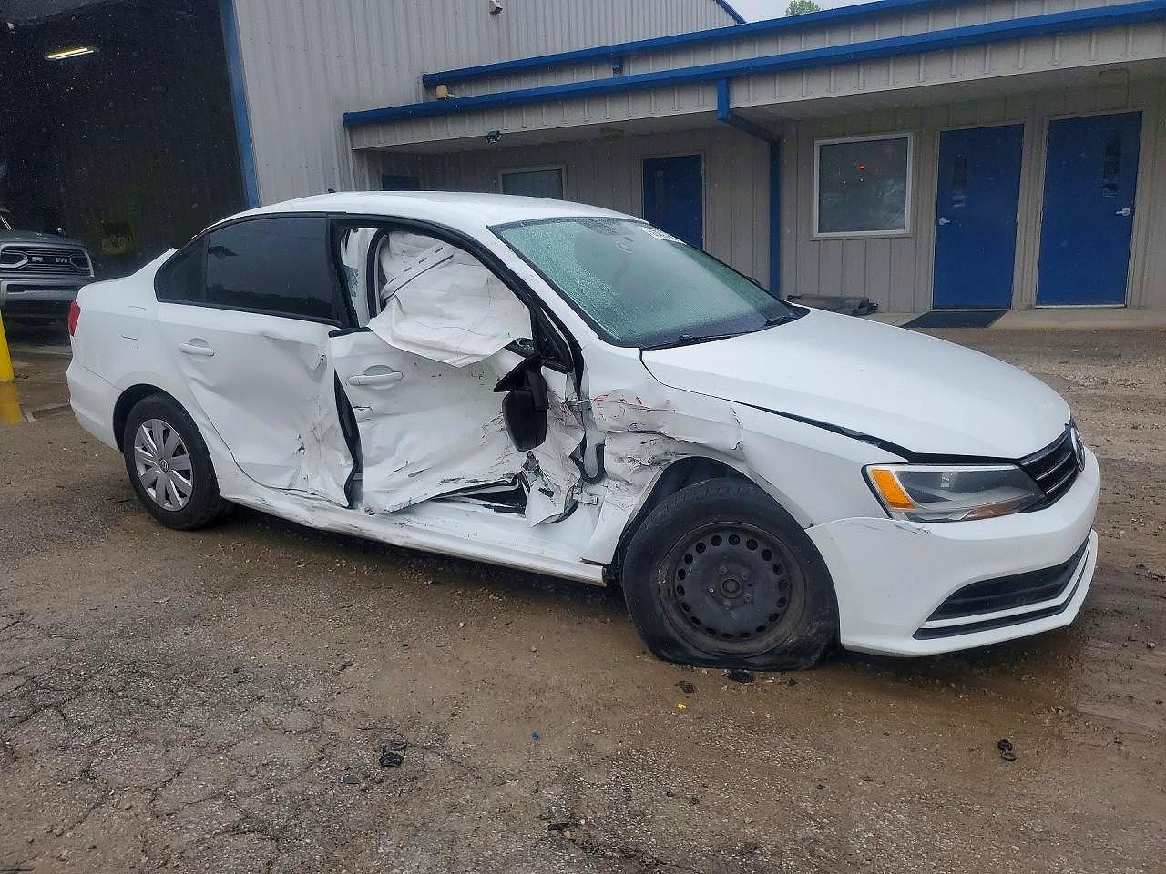 2015 VOLKSWAGEN JETTA BASE photo 7
