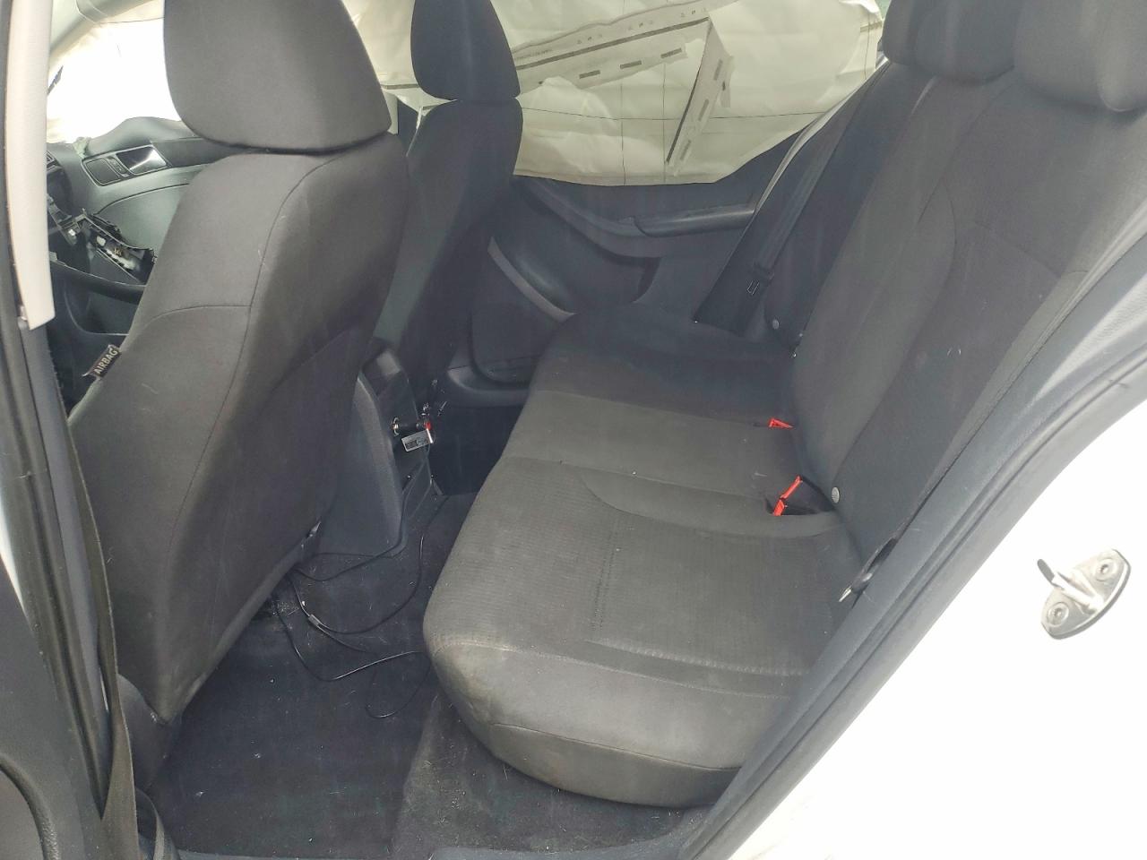 2015 VOLKSWAGEN JETTA BASE photo 19