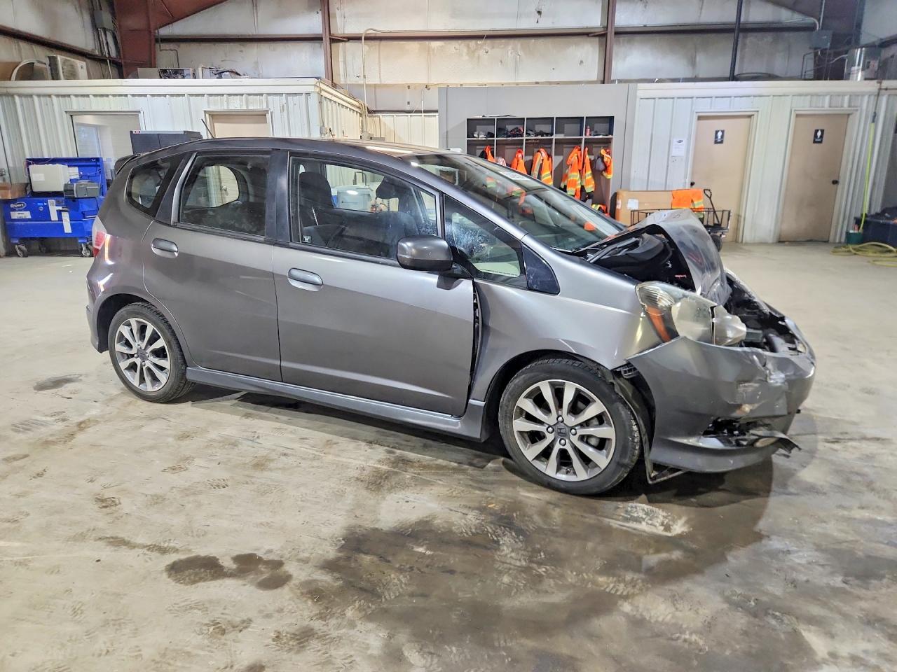 2013 HONDA FIT SPORT photo 4