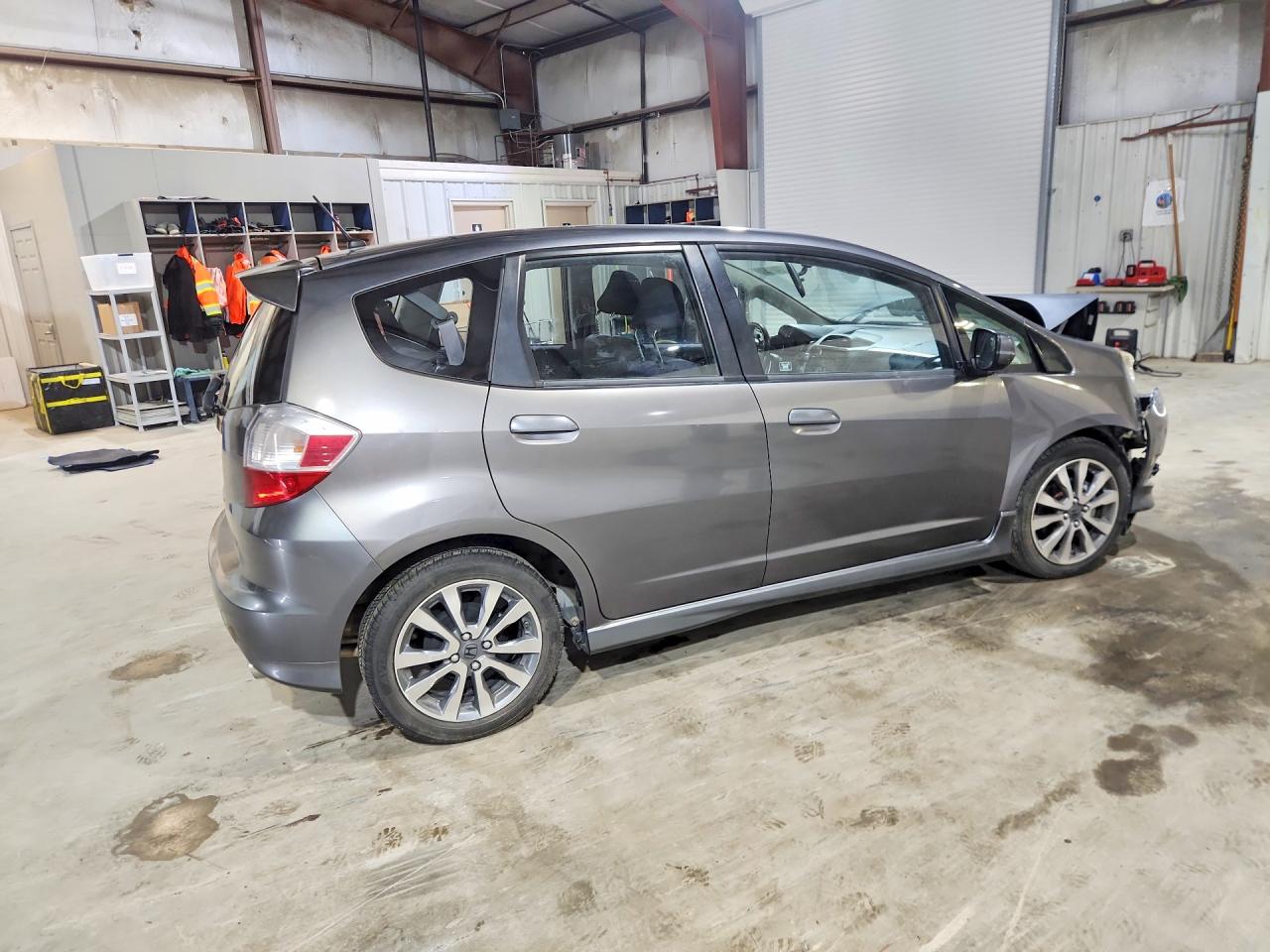 2013 HONDA FIT SPORT photo 3