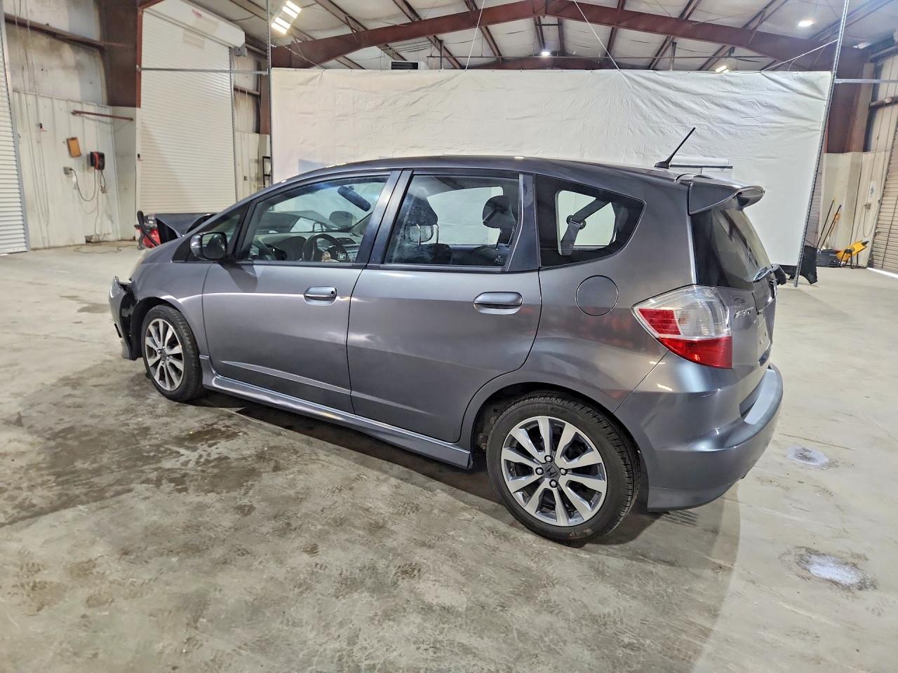 2013 HONDA FIT SPORT photo 2