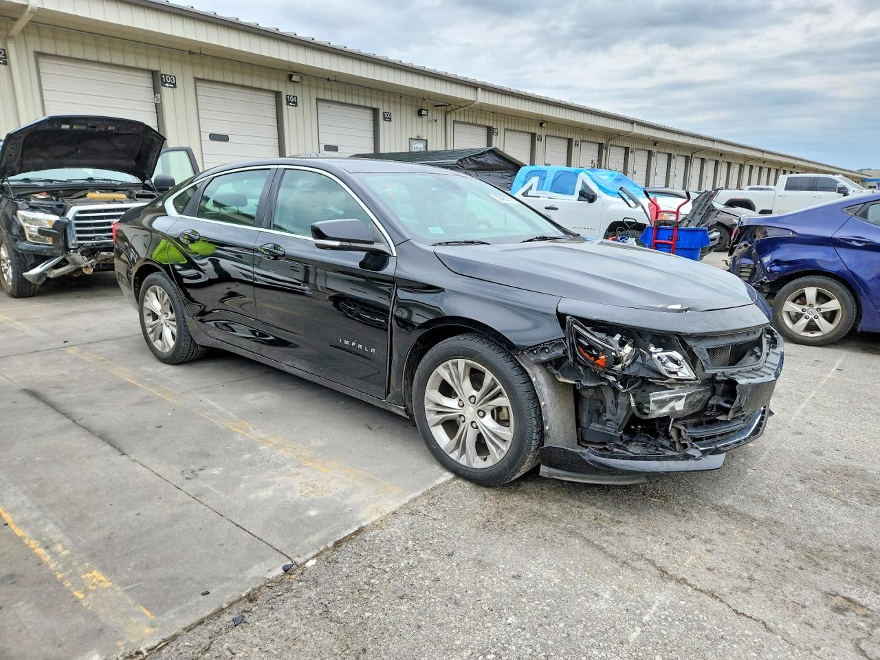 2014 CHEVROLET IMPALA LT photo 4