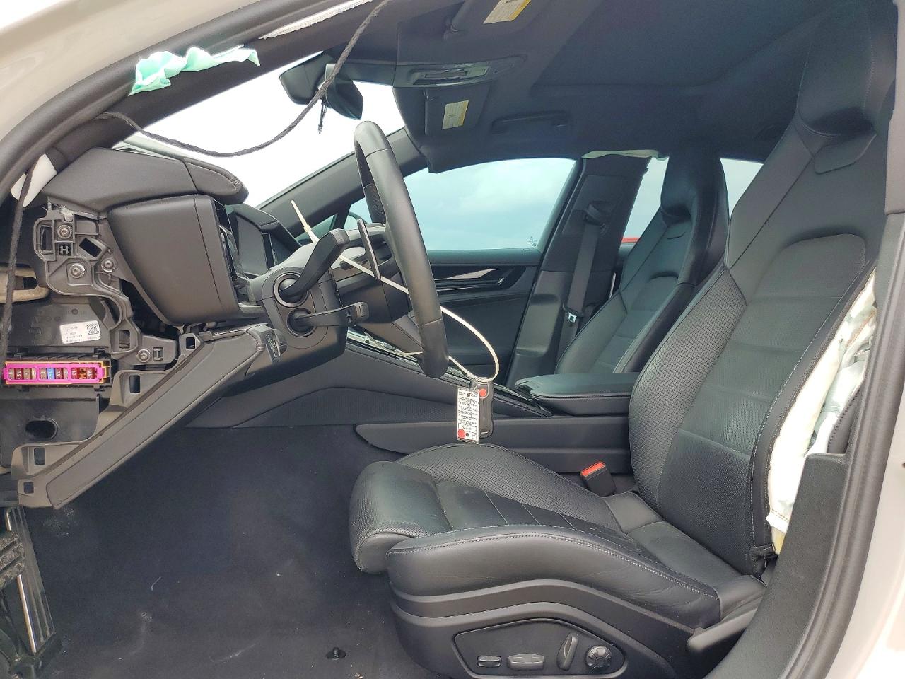 2025 PORSCHE PANAMERA 4 E-HYBRID photo 13