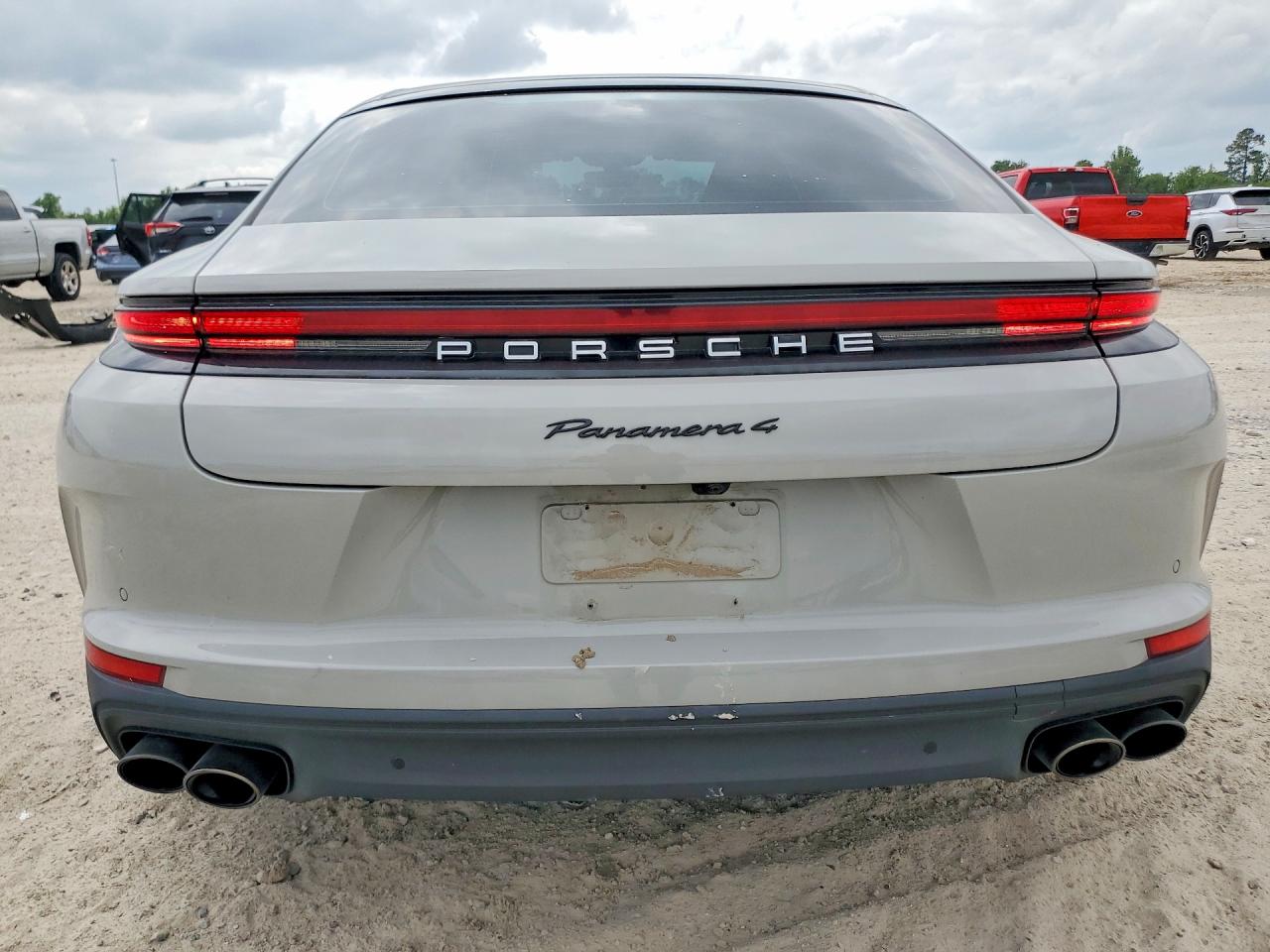 2025 PORSCHE PANAMERA 4 E-HYBRID photo 11