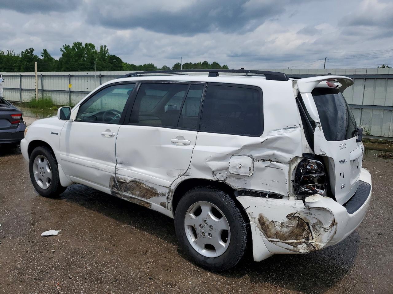 2004 TOYOTA HIGHLANDER LIMITED photo 3