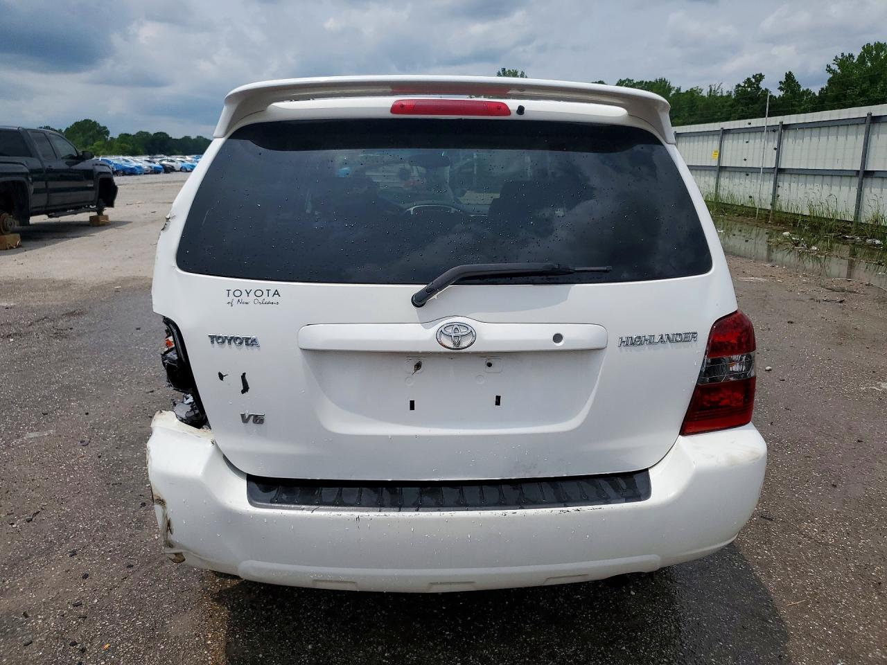 2004 TOYOTA HIGHLANDER LIMITED photo 11