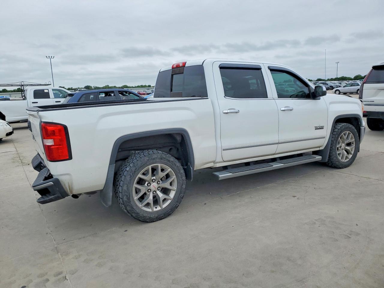 2015 GMC SIERRA C1500 SLT photo 5
