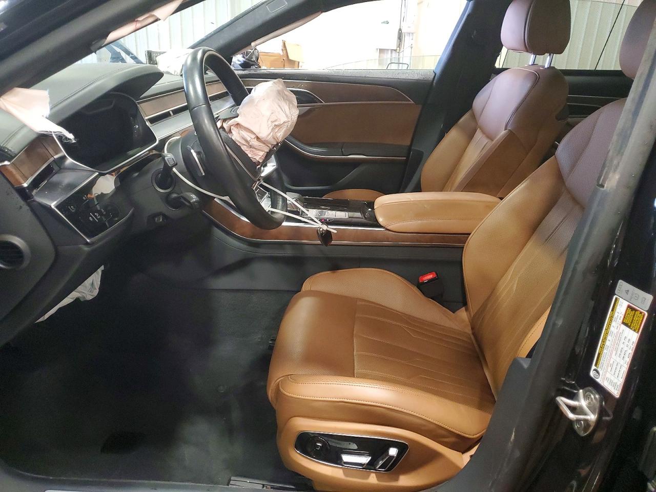 2021 AUDI A8 L E photo 7