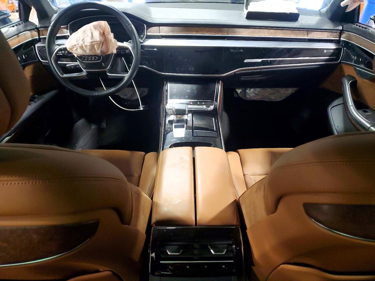 2021 AUDI A8 L E photo 8