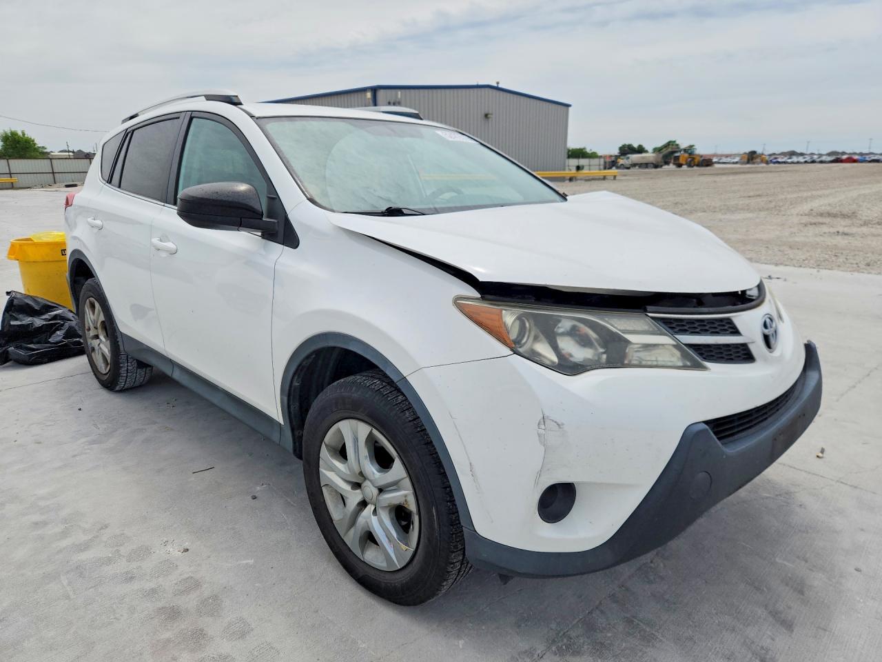 2014 TOYOTA RAV4 LE photo 7