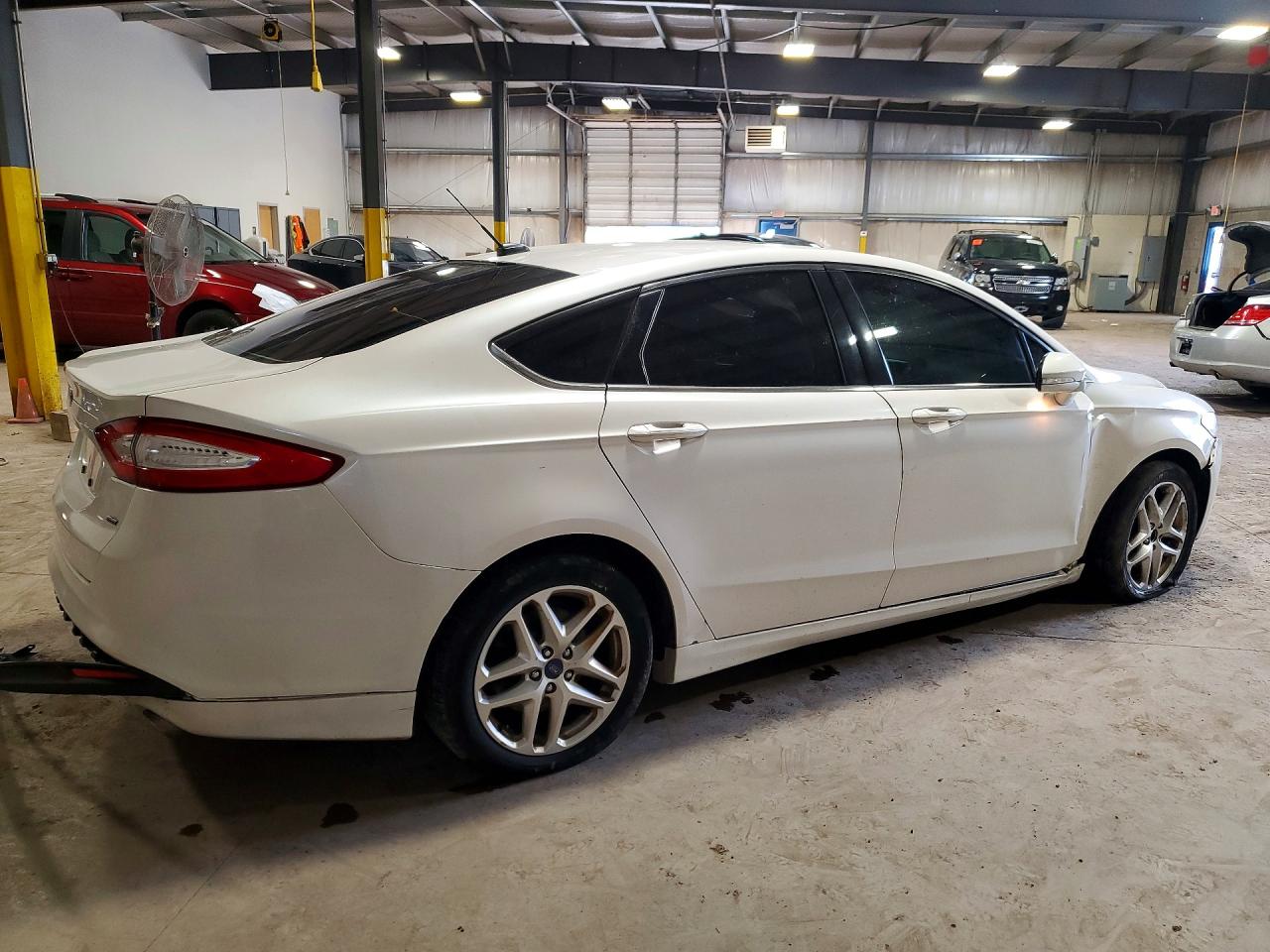 2013 FORD FUSION SE photo 5