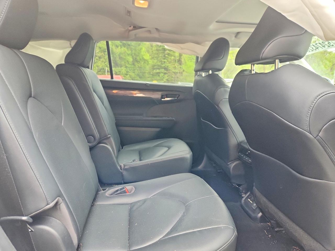 2020 TOYOTA HIGHLANDER LIMITED photo 21