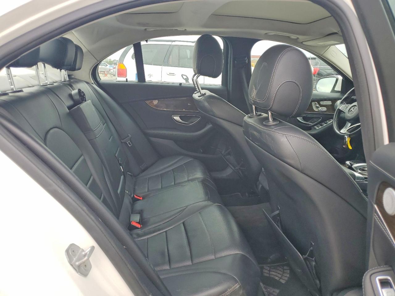 2015 MERCEDES-BENZ C 300 4MATIC photo 19
