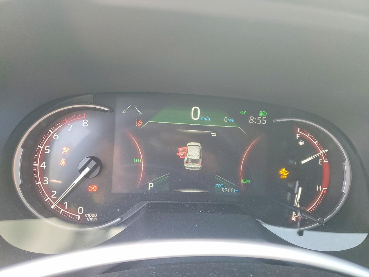 2025 TOYOTA RAV4 LE photo 25