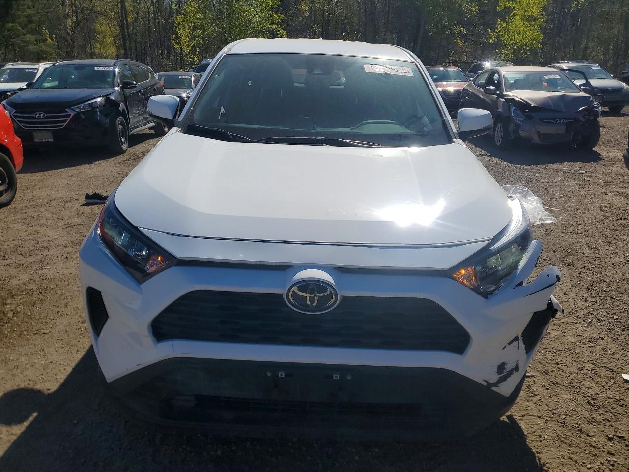 2025 TOYOTA RAV4 LE photo 13