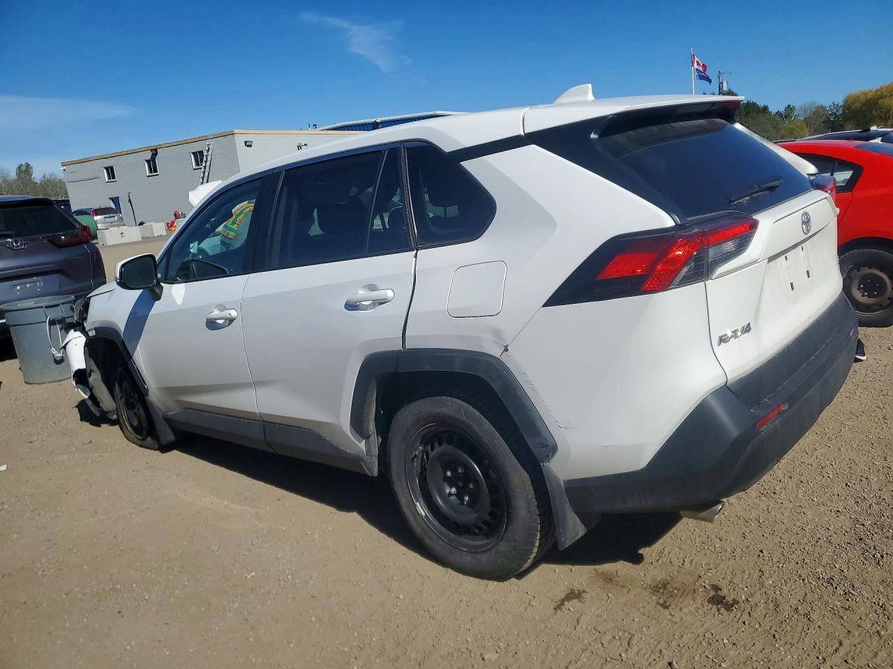 2025 TOYOTA RAV4 LE photo 4