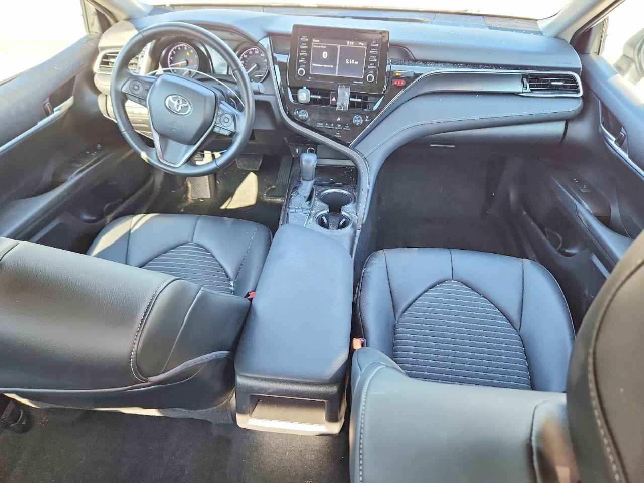 2022 TOYOTA CAMRY SE photo 22