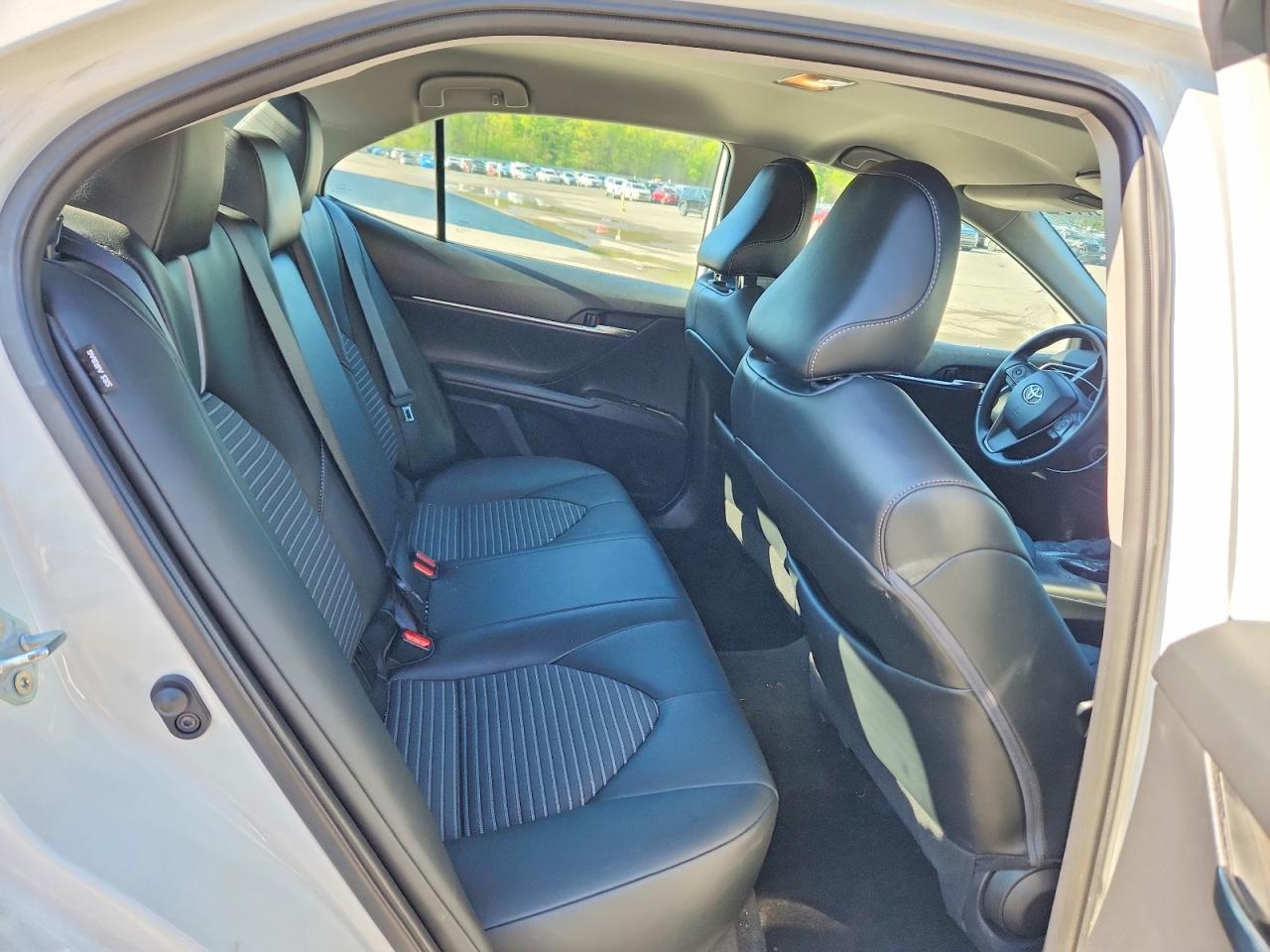 2022 TOYOTA CAMRY SE photo 28