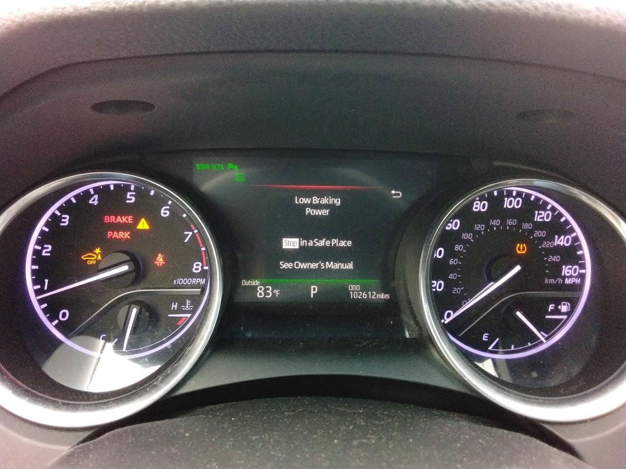 2018 TOYOTA CAMRY XLE photo 17