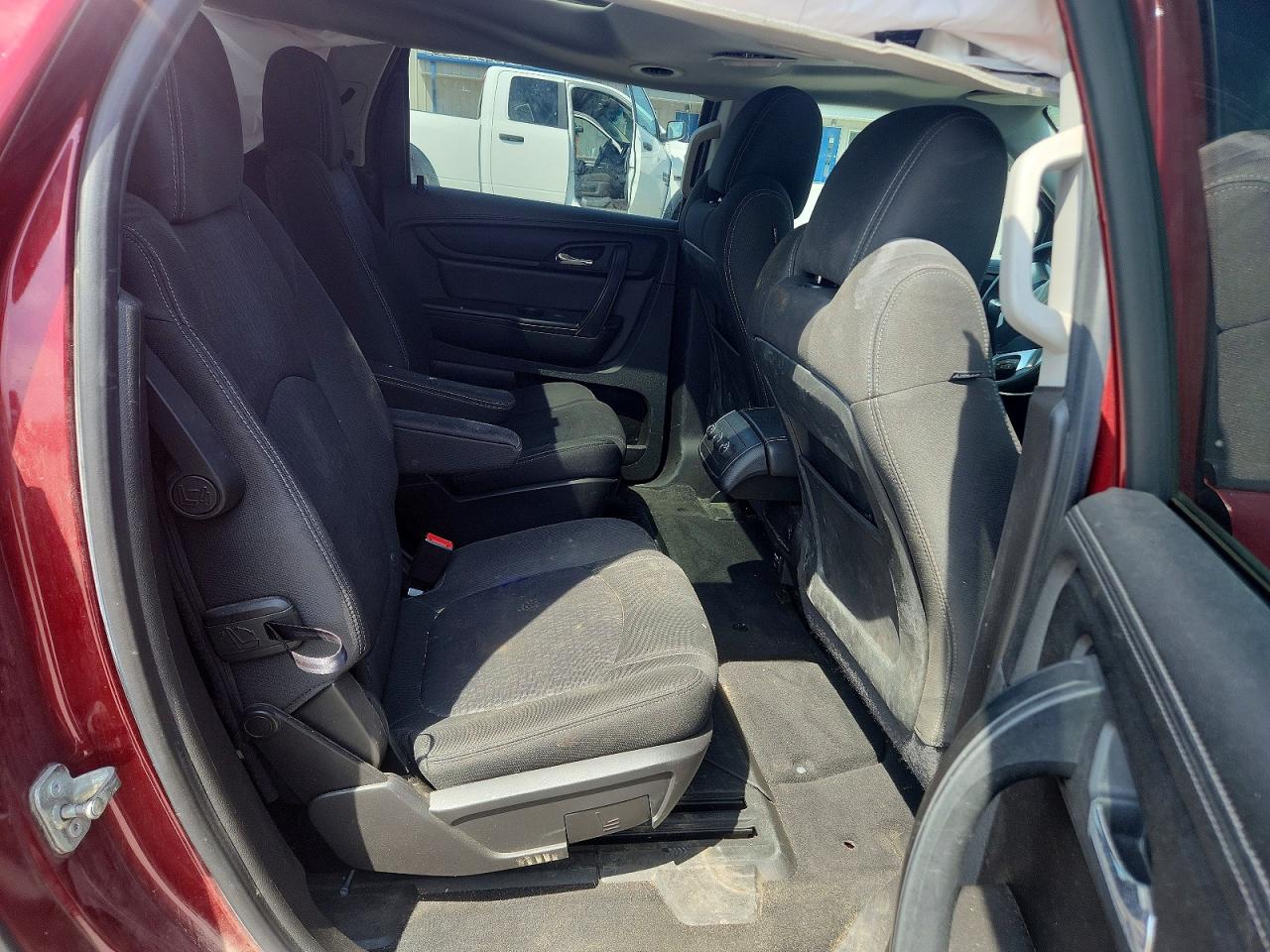 2015 GMC ACADIA SLE photo 31