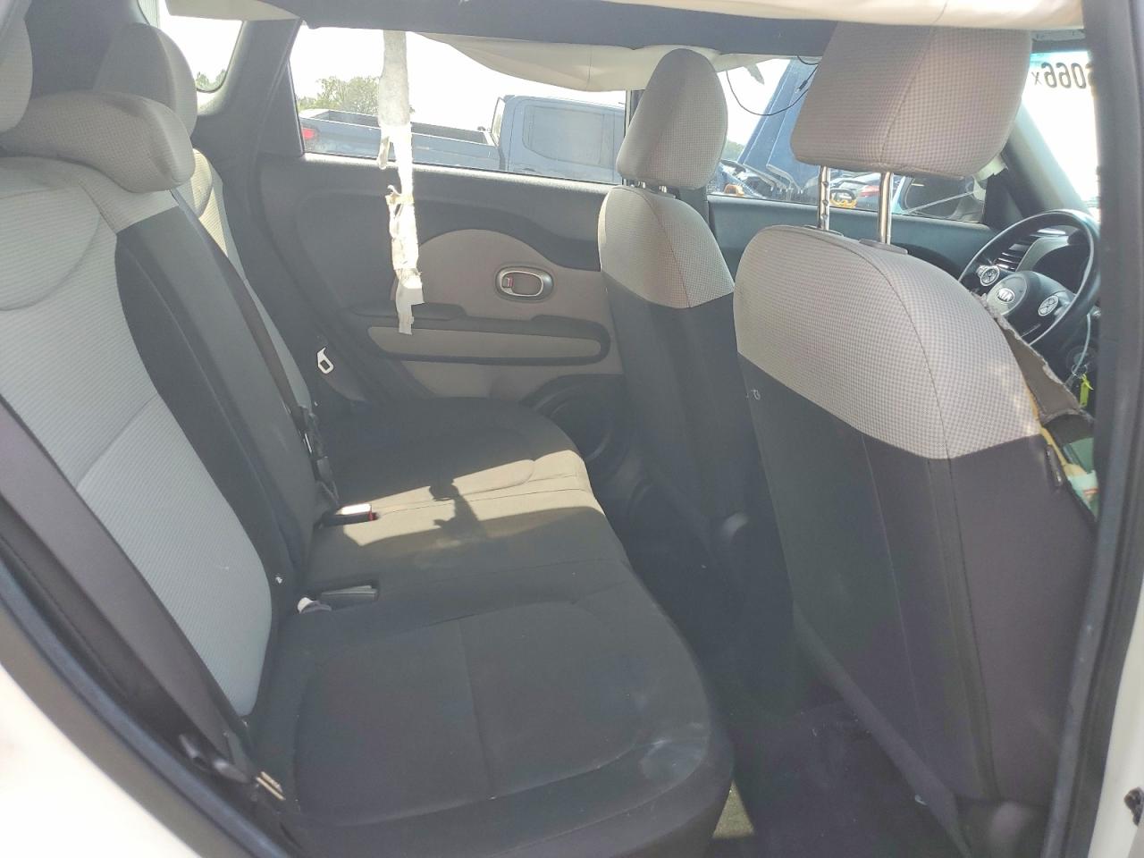 2016 KIA SOUL BASE photo 28