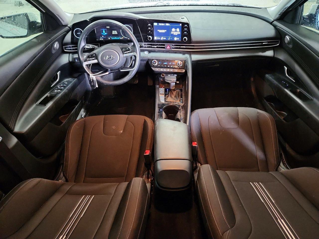 2021 HYUNDAI ELANTRA SEL photo 8