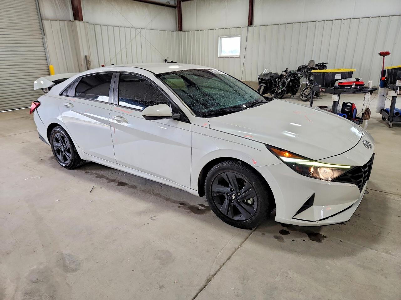 2021 HYUNDAI ELANTRA SEL photo 4