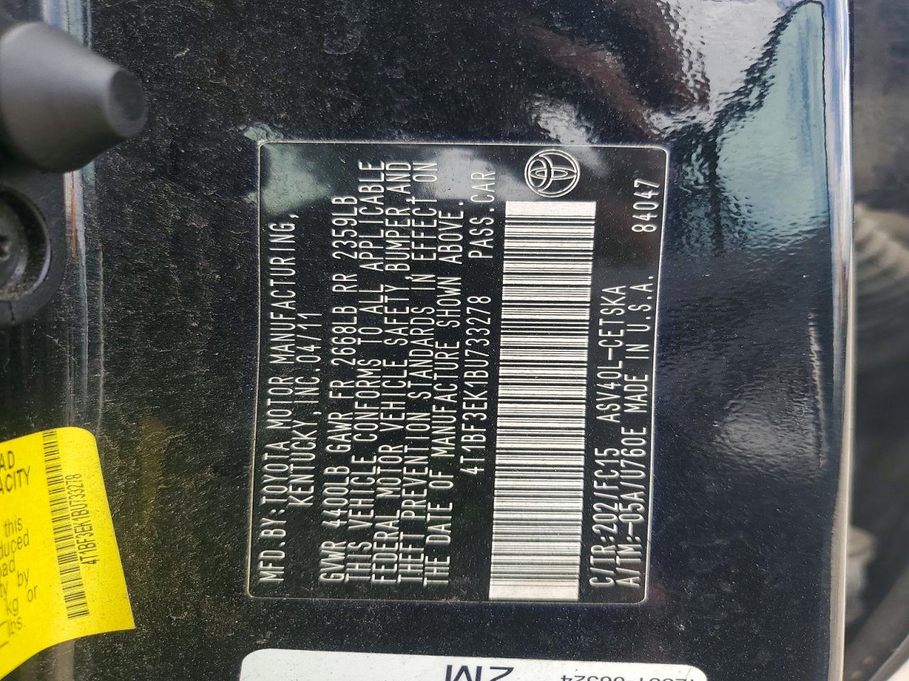 2011 TOYOTA CAMRY SE photo 25