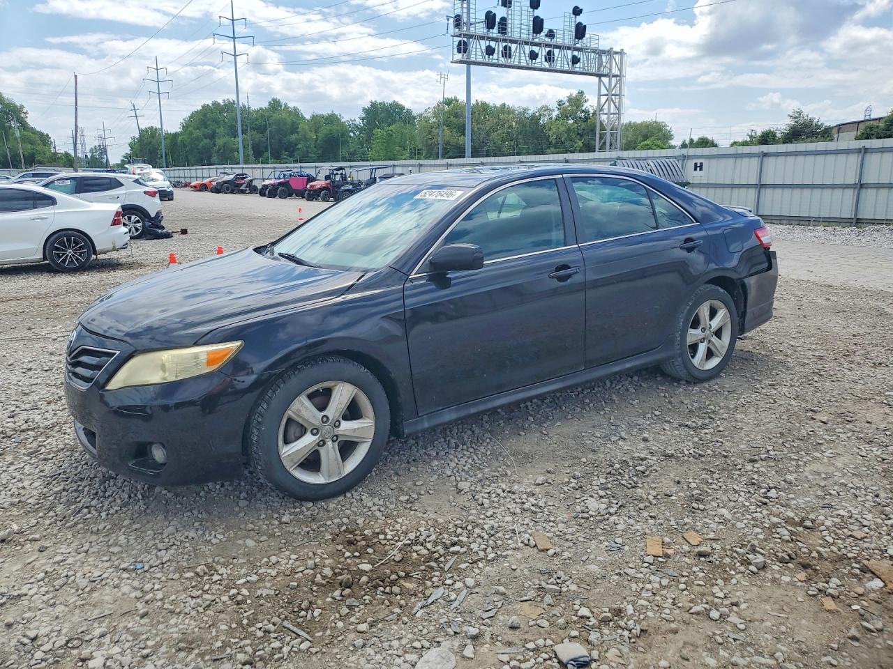 2011 TOYOTA CAMRY