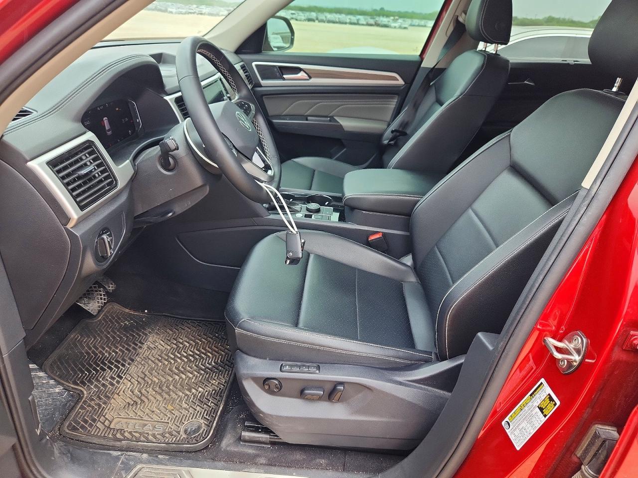 2023 VOLKSWAGEN ATLAS SEL photo 13