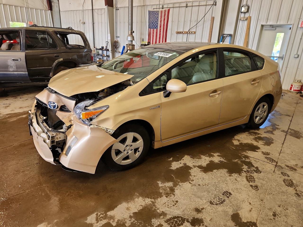 2011 TOYOTA PRIUS
